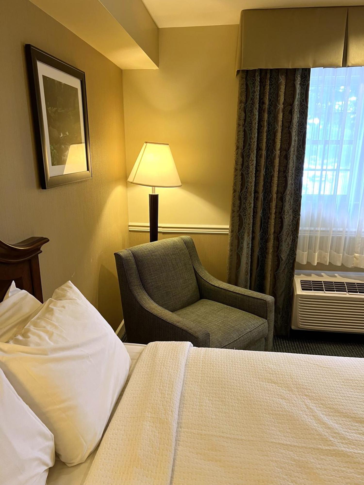 Pine Barn Inn Danville Bagian luar foto